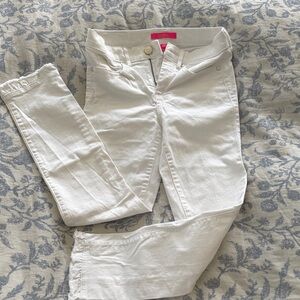 Lilly Pulitzer South Ocean high rise
Skinny Jeans in resort white raw hem sz 0